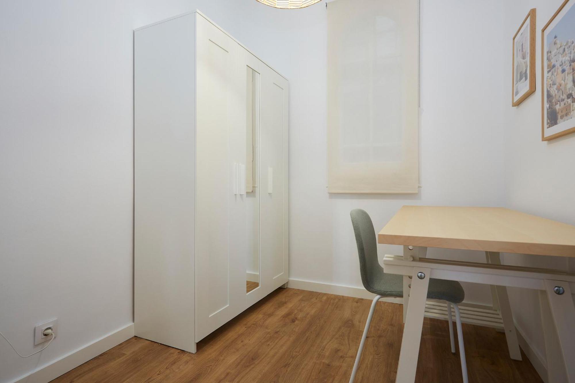 61par1014- Magnifico Recientemente Decorado En Poble Sec Apartment