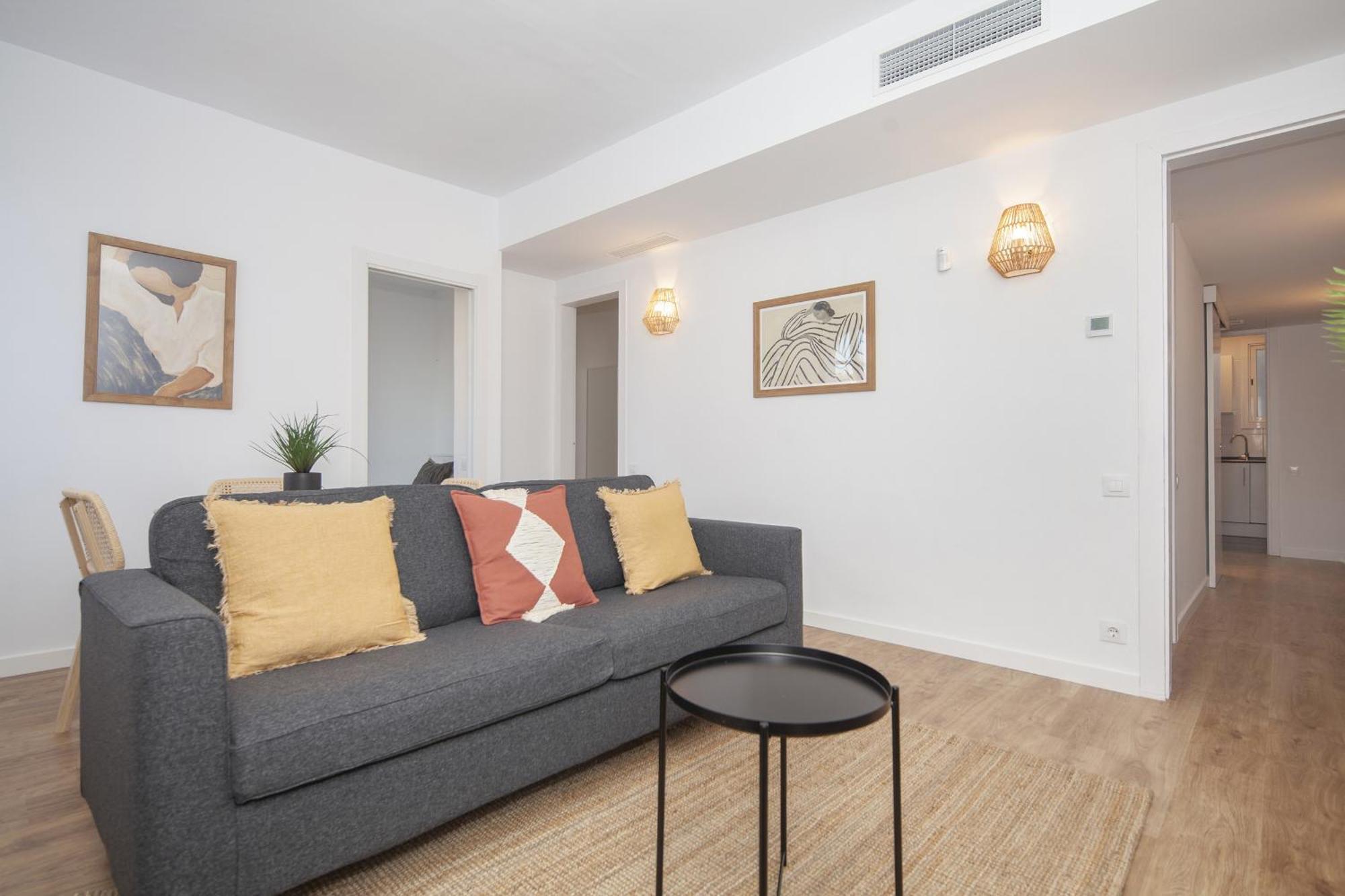 61par1014- Magnifico Recientemente Decorado En Poble Sec Apartment